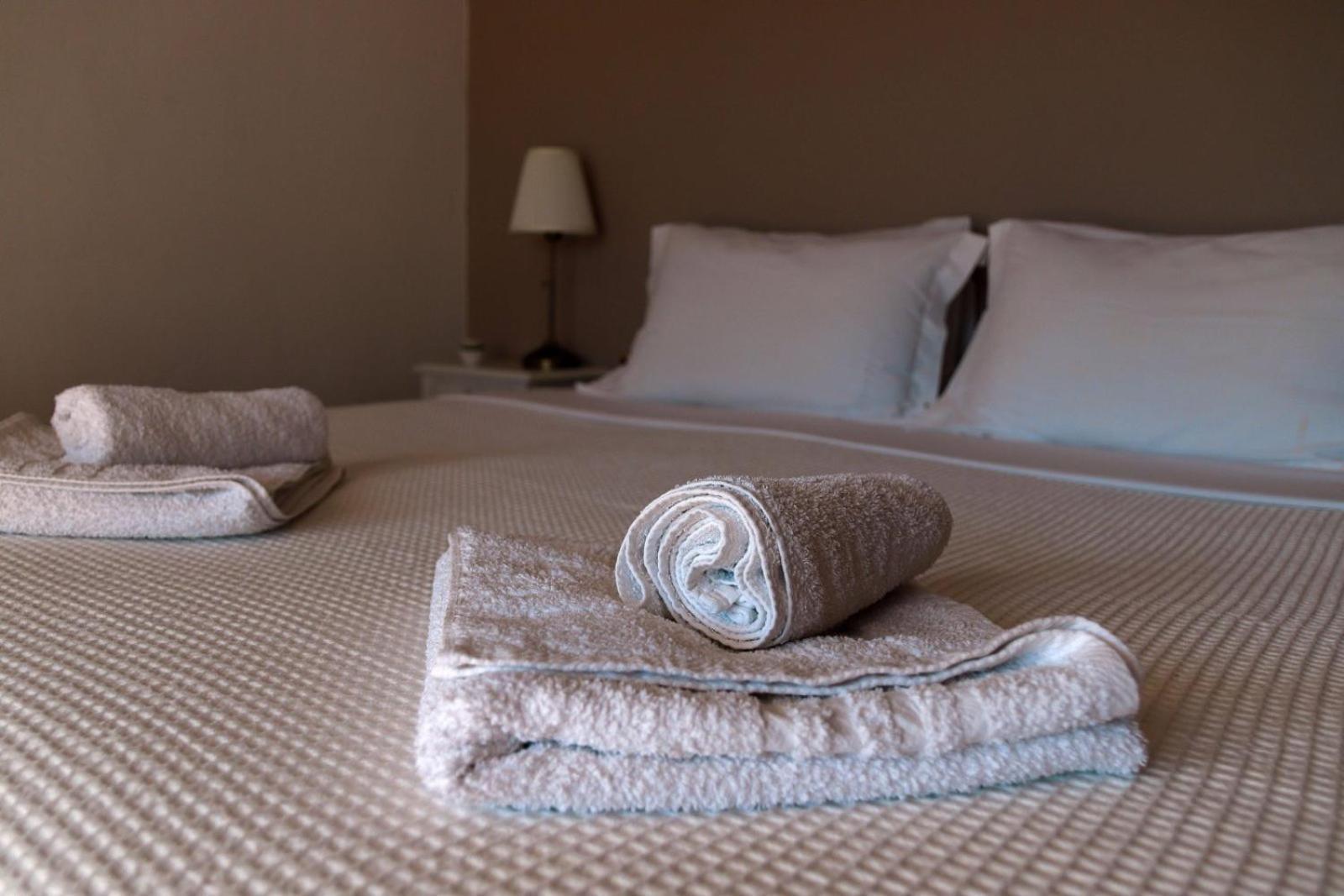 Bozikis House! A Cosy Apartment In The City Centre Skiathos Town Bagian luar foto